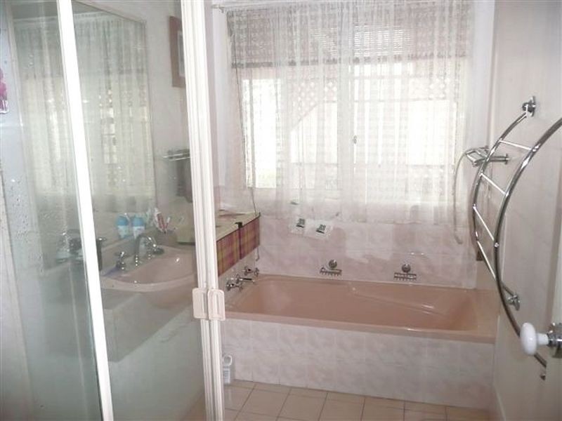 9 Swales Place, Colyton NSW 2760