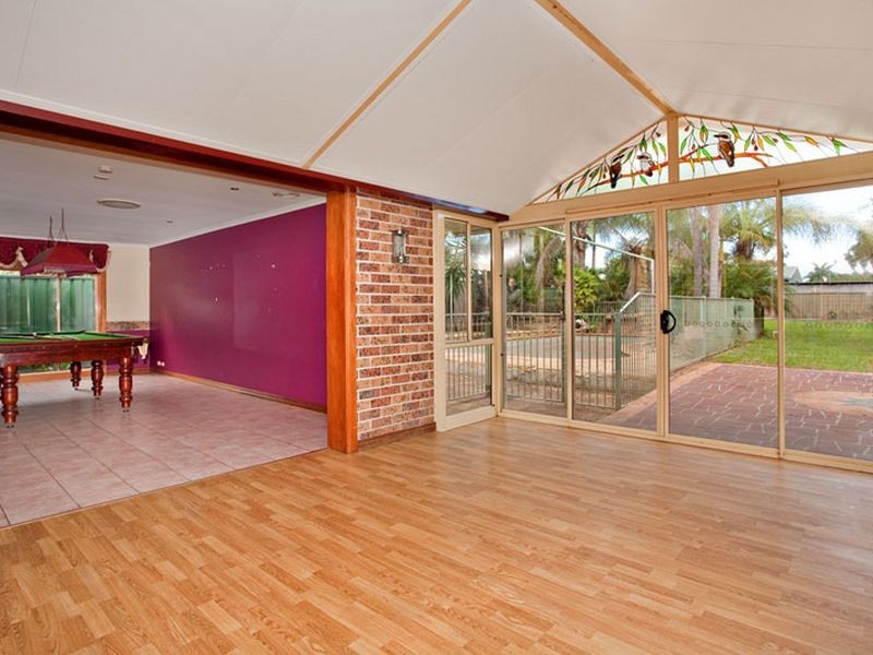 81 Bennett Rd, Colyton NSW 2760