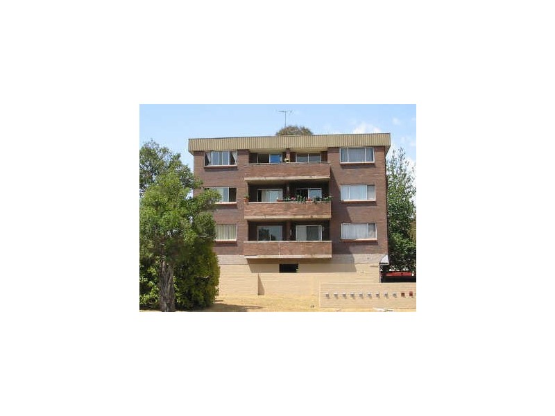 9/12 Sainsbury Street, St Marys NSW 2760