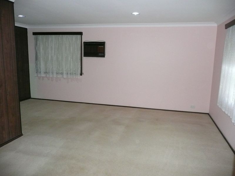 43 John Batman Ave, Werrington County NSW 2747