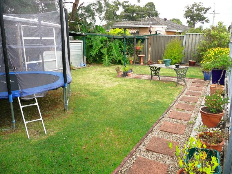 18 Milton Street, Colyton NSW 2760