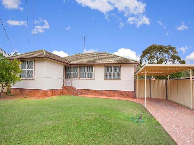 80 Gasmata Cres, Whalan NSW 2770