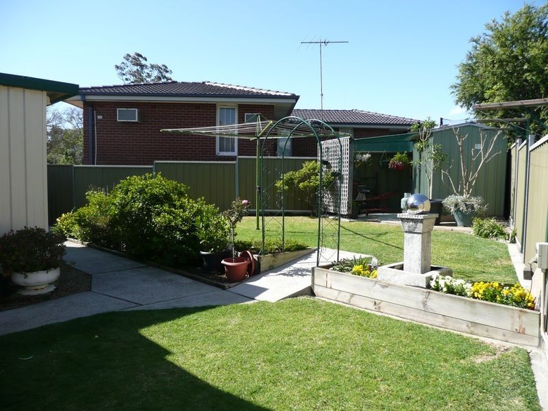 33 Van Diemen Ave, Willmot NSW 2770