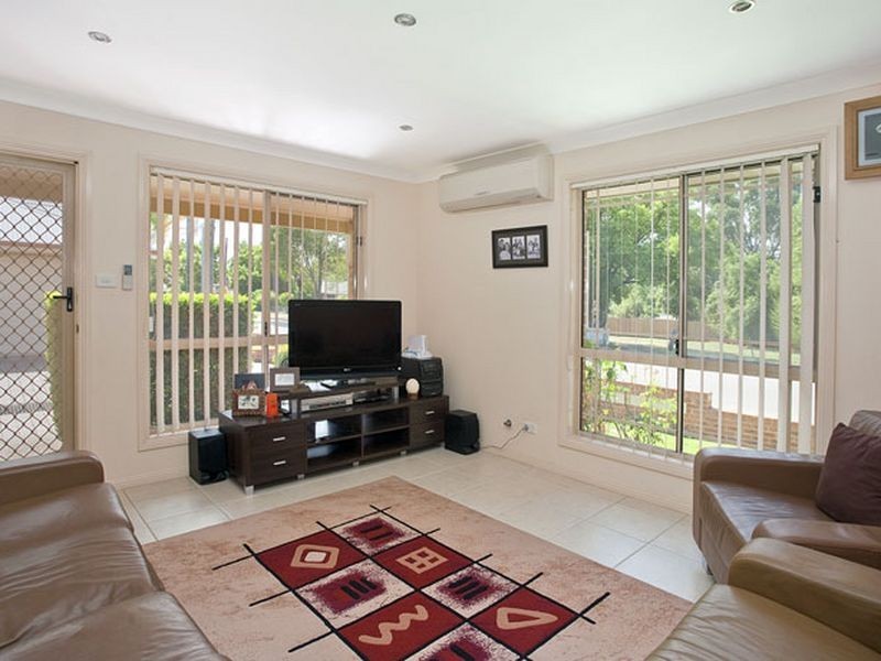 1/16 Canberra Street, Oxley Park NSW 2760