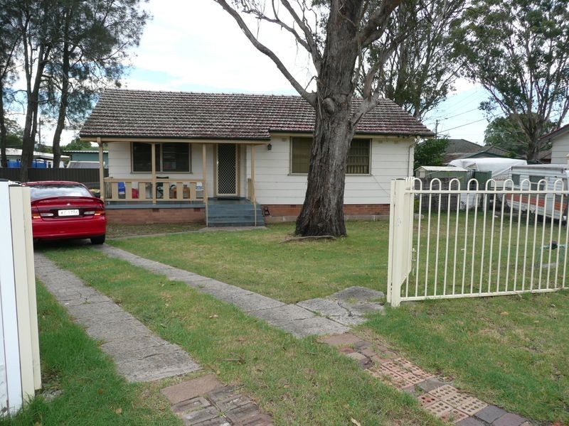 5 Horne Place, Blackett NSW 2770