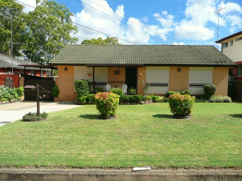 11 Mark Street, St Marys NSW 2760