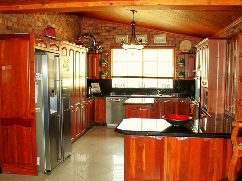 Claremont Meadows NSW 2747