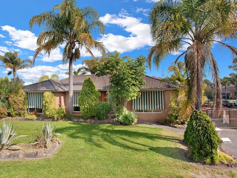 27 The Grandstand, St Clair NSW 2759