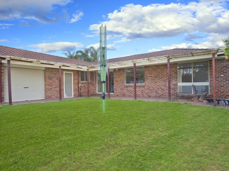 80 Explorers Way, St Clair NSW 2759