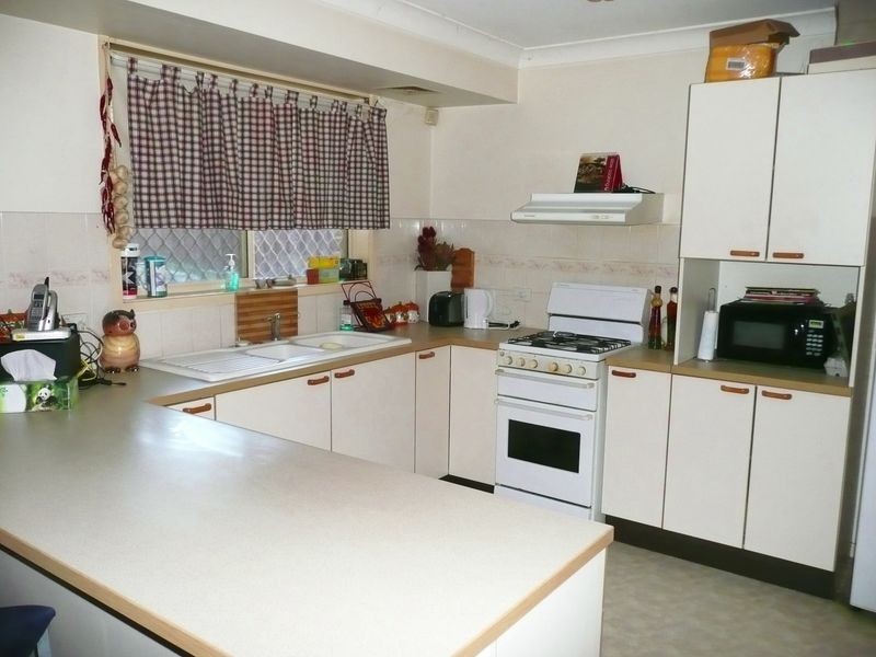 5 Griffin Place, Doonside NSW 2767