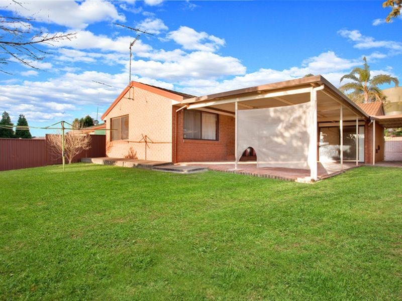 35 Swallow Drive, Erskine Park NSW 2759
