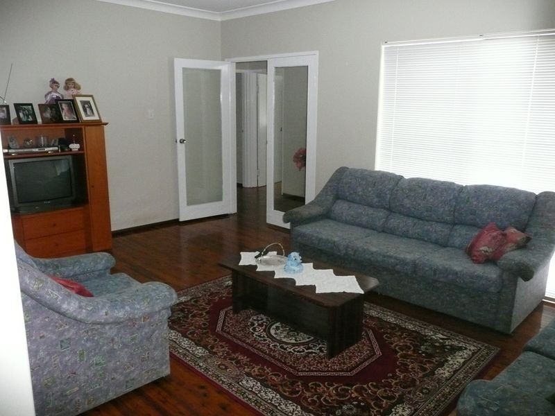 18 Glossop Street, St Marys NSW 2760