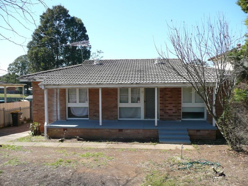 82 Captain Cook Drive, Willmot NSW 2770
