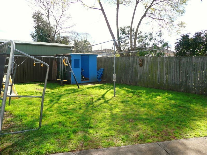 37 Thompson Ave, St Marys NSW 2760