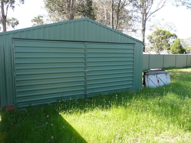 16 Barker Street, Cambridge Park NSW 2747