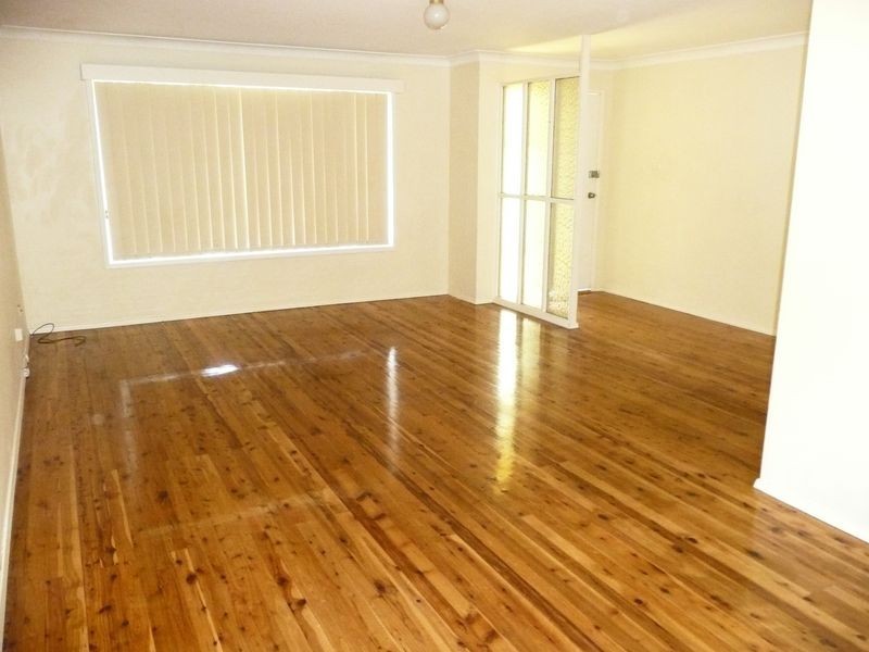 39 Debrincat Avenue, St Marys NSW 2760