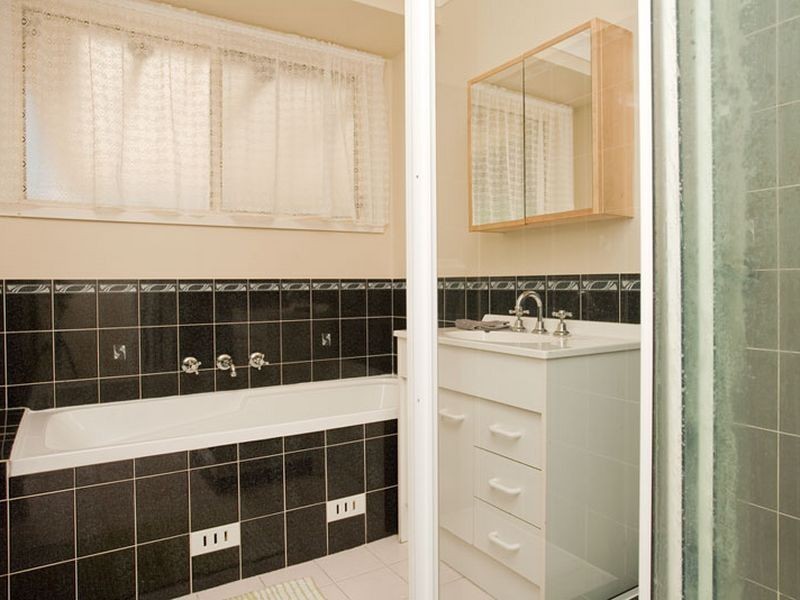 18b Pearra Way, Claremont Meadows NSW 2747