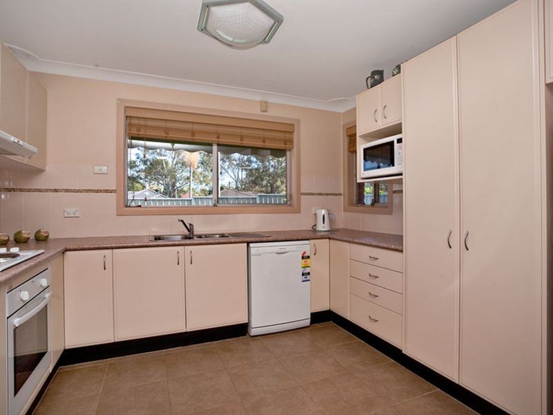 18 Arnold Ave, St Marys NSW 2760