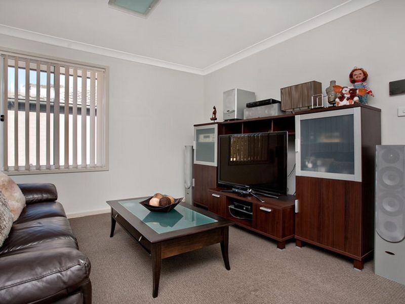 8 Coorlong Place, St Marys NSW 2760