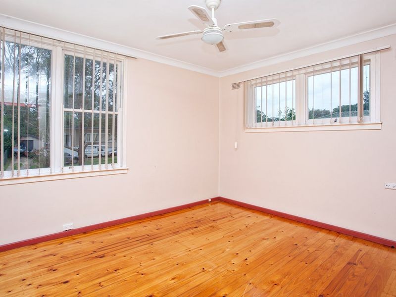 18 Kista Dan Avenue, Tregear NSW 2770