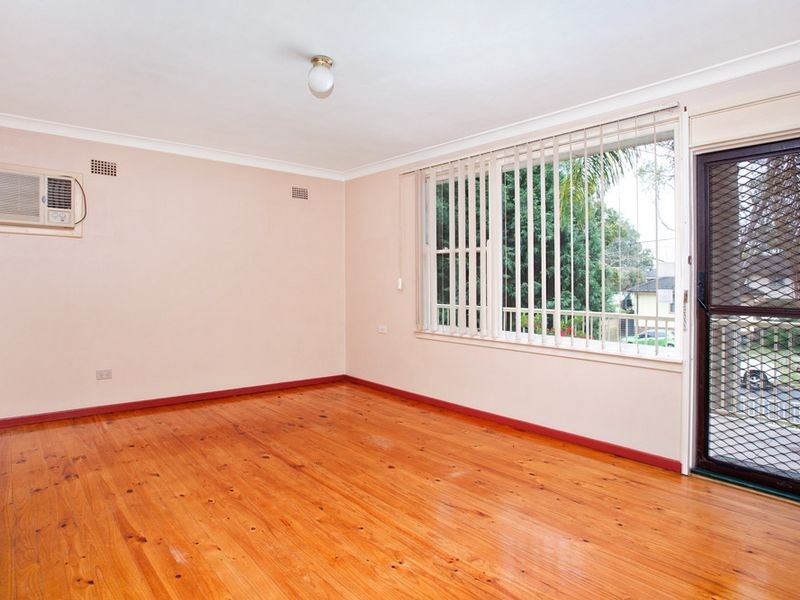 18 Kista Dan Avenue, Tregear NSW 2770