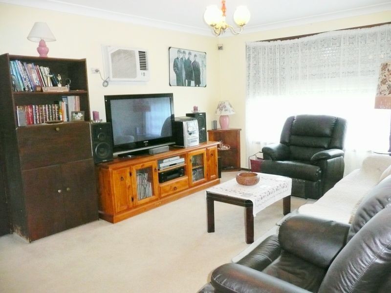 67 Roper Road, Colyton NSW 2760