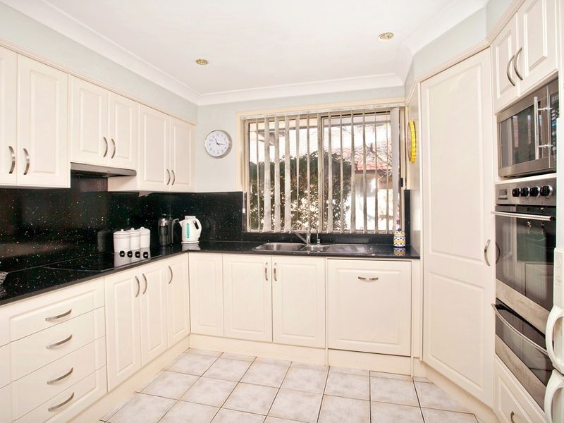 2/117 Adelaide Street, Oxley Park NSW 2760