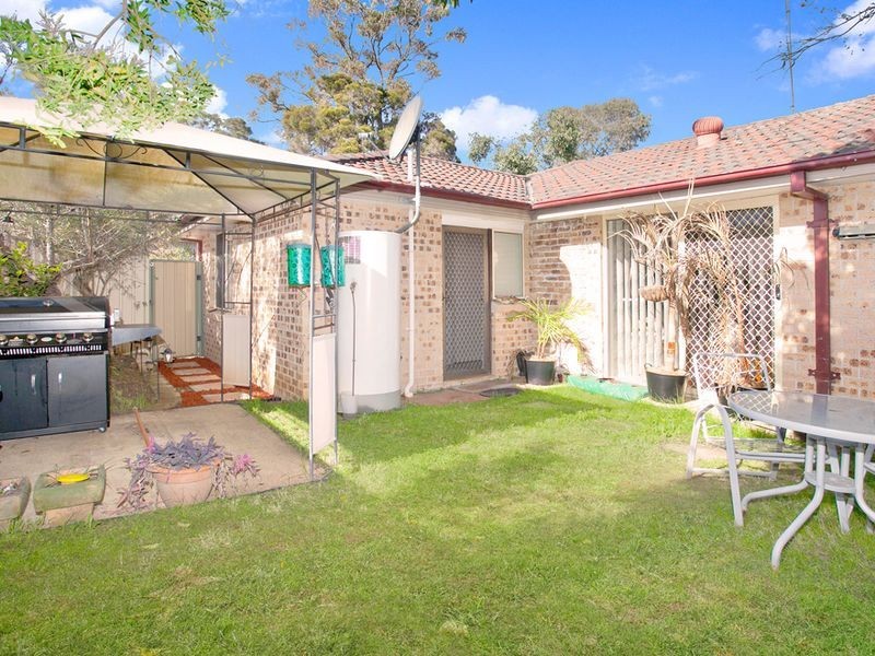 2/117 Adelaide Street, Oxley Park NSW 2760