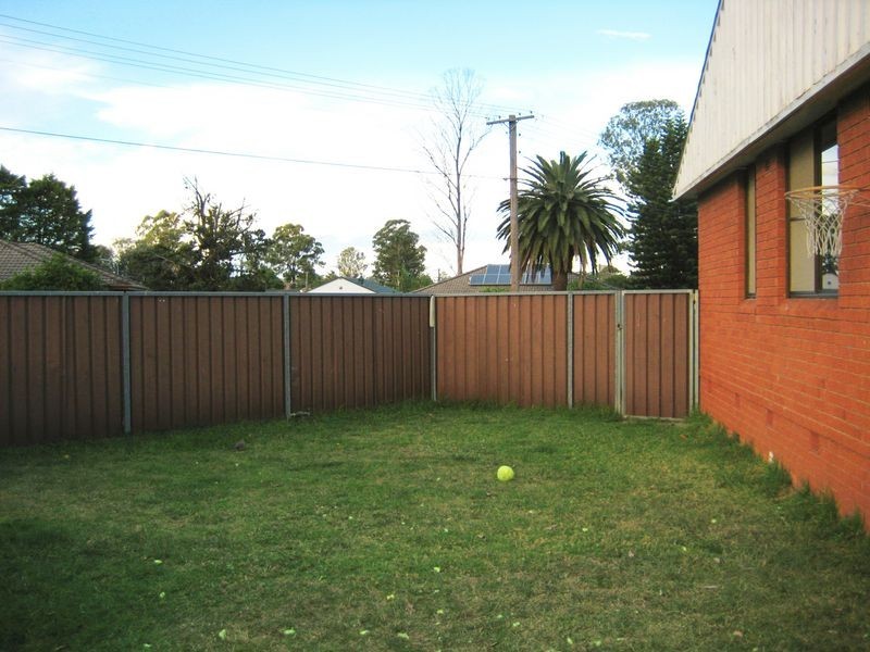 27 Kavieng Ave, Whalan NSW 2770