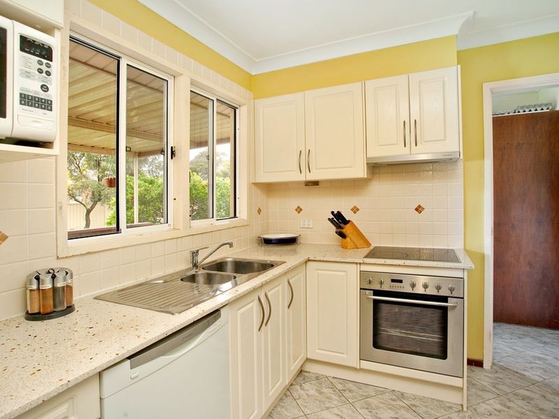 8 Arnhem Place, Willmot NSW 2770