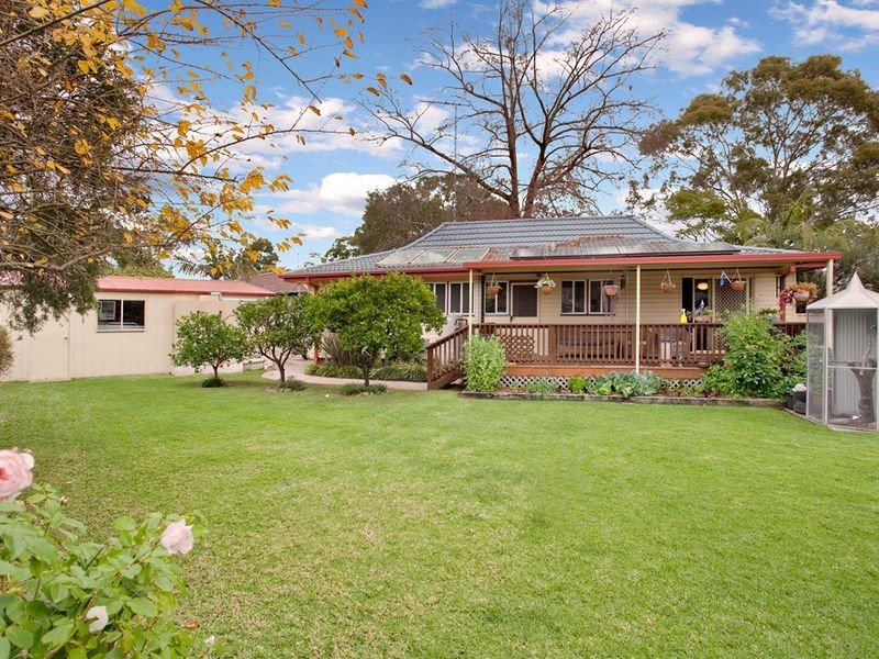 8 Arnhem Place, Willmot NSW 2770