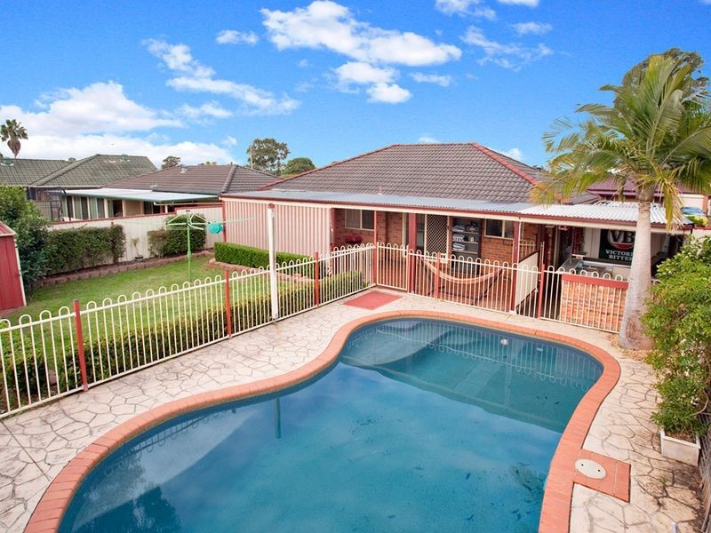 9 Swales Place, Colyton NSW 2760