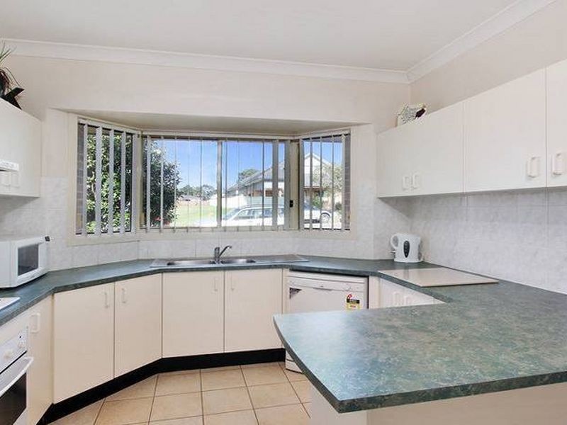 1/65 Brisbane Street, Oxley Park NSW 2760