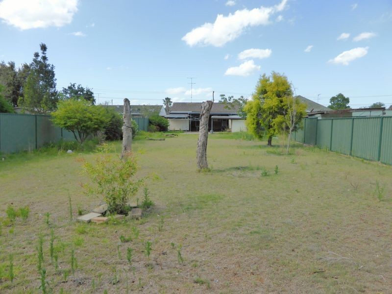 56 Canberra Street, Oxley Park NSW 2760