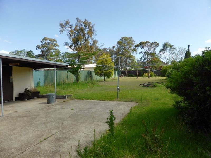 56 Canberra Street, Oxley Park NSW 2760