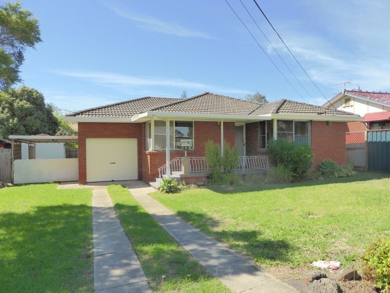 4 Holmes Street, Colyton NSW 2760
