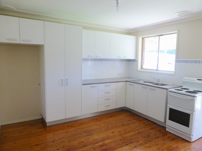 4 Holmes Street, Colyton NSW 2760