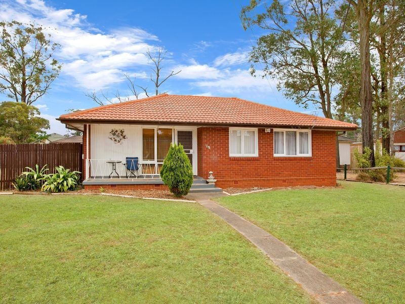 15 Houtman Ave, Willmot NSW 2770