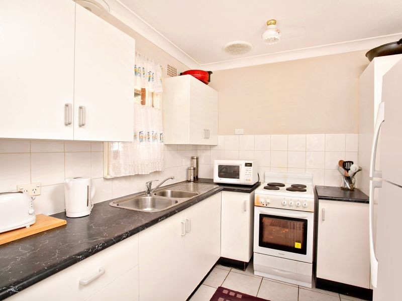 15 Houtman Ave, Willmot NSW 2770