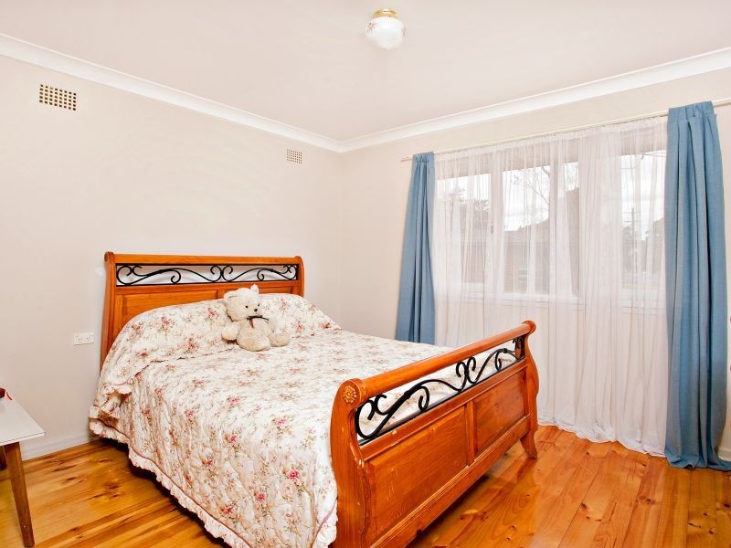 15 Houtman Ave, Willmot NSW 2770