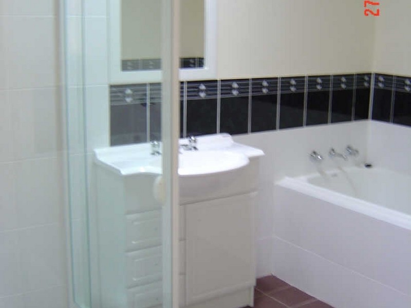 11 Bond Place, Oxley Park NSW 2760