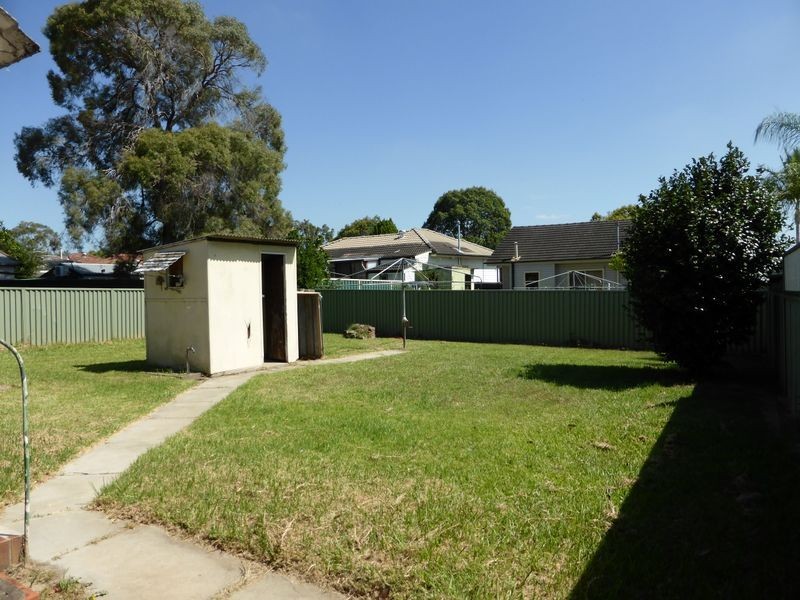 29 Thompson Ave, St Marys NSW 2760