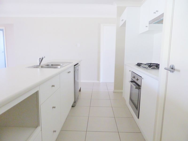 55 Bluebell Cres, Ropes Crossing NSW 2760