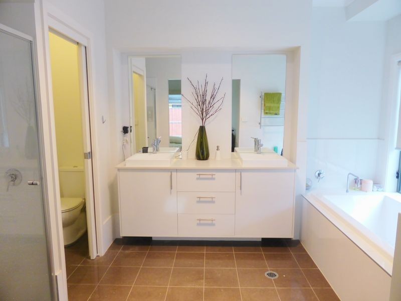 7 Central Park Drive, Claremont Meadows NSW 2747