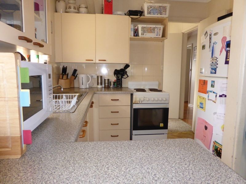 6 Lang Crescent, Blackett NSW 2770