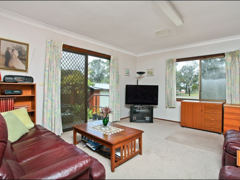 14 Captain Cook Drive, Willmot NSW 2770