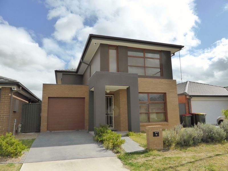 19 Kobe Street, Ropes Crossing NSW 2760