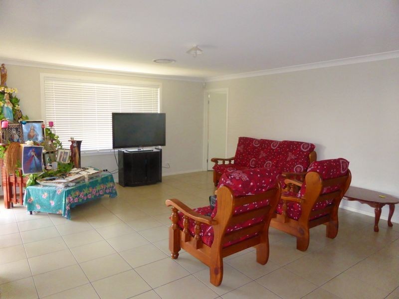 8 Scott Street, Ropes Crossing NSW 2760