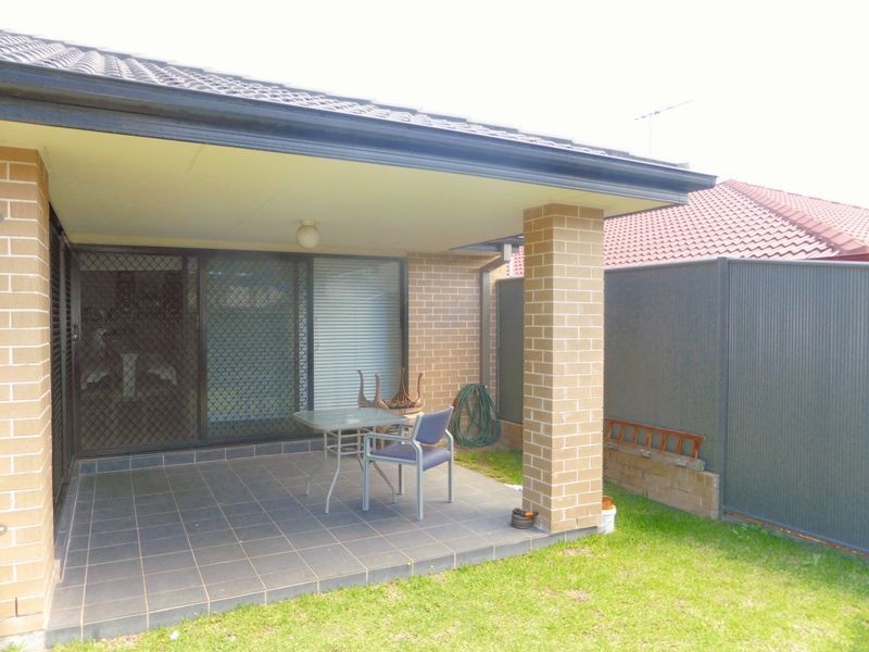 8 Scott Street, Ropes Crossing NSW 2760