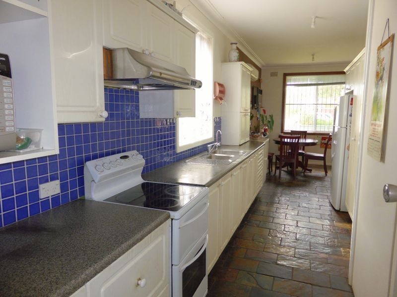 2 Goldie Place, Colyton NSW 2760